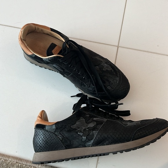 Fábrica Tardieu woman’s sneaker. Good condition. Black leather - Picture 2 of 3